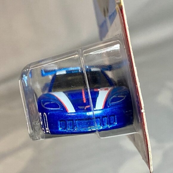 Hot Wheels Corvette C6R 233/250 Then And Now 6/10 Die-cast 1/64 Model NIP 2022 - Picture 4 of 13